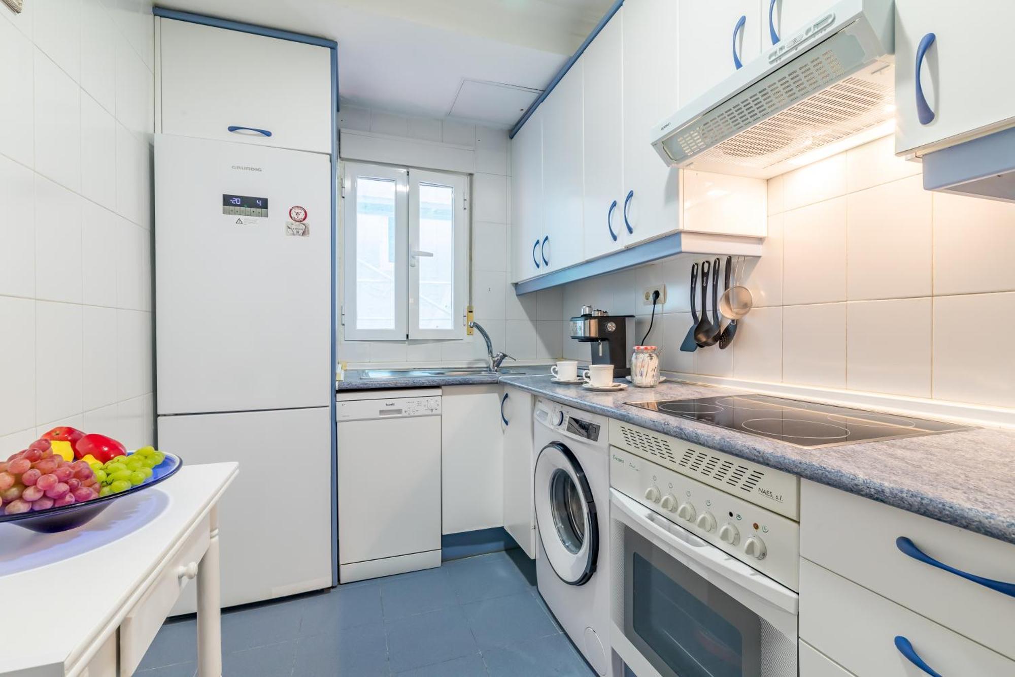 Apartamento Confortable Y Funcional En Vallecas Madrid Exterior photo
