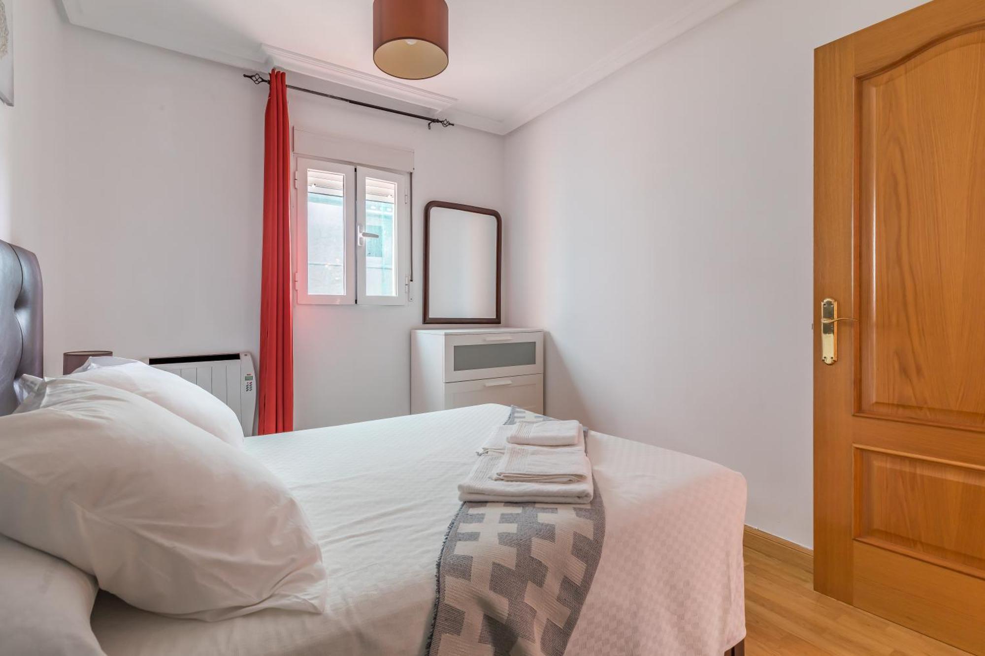 Apartamento Confortable Y Funcional En Vallecas Madrid Exterior photo