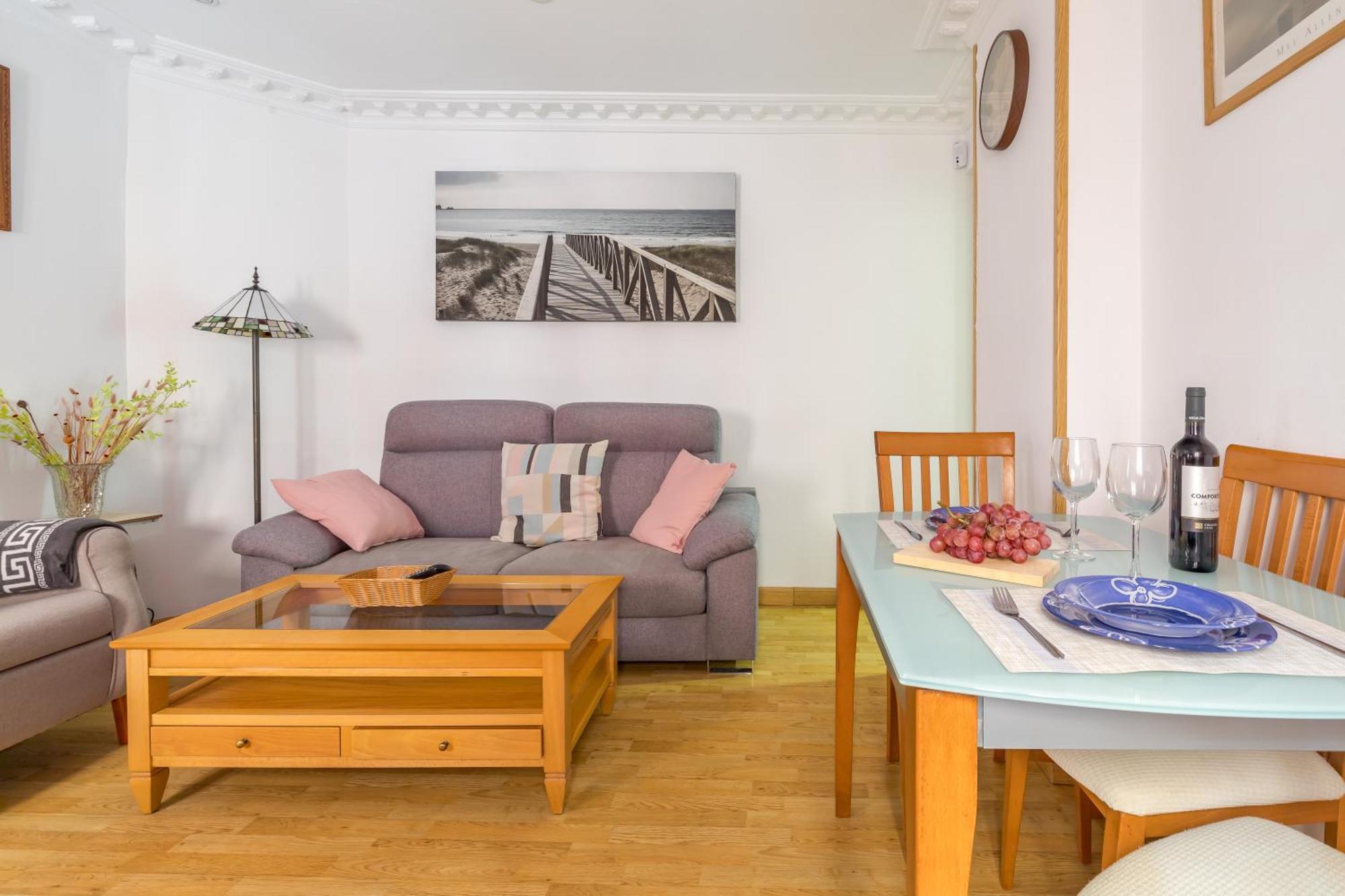 Apartamento Confortable Y Funcional En Vallecas Madrid Exterior photo